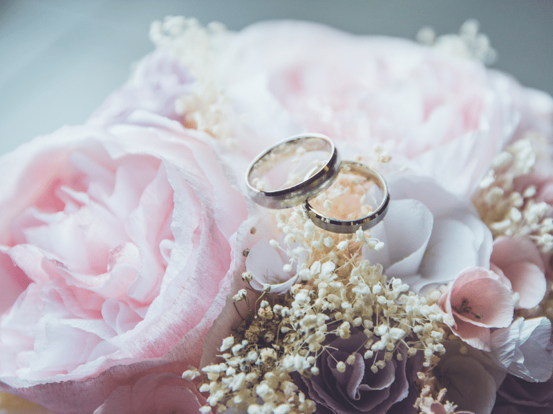 Ślub kościelny nie w swojej parafii — co trzeba załatwić